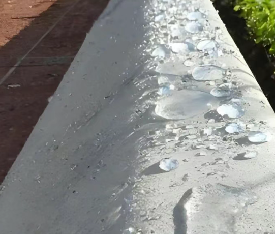 龙江镇硅烷浸渍涂料在混凝土保护中的应用